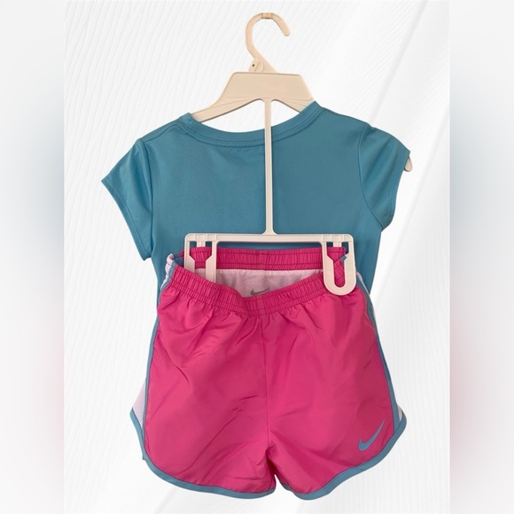 Nike Girls 2-pcs Set - Picture 2 of 16